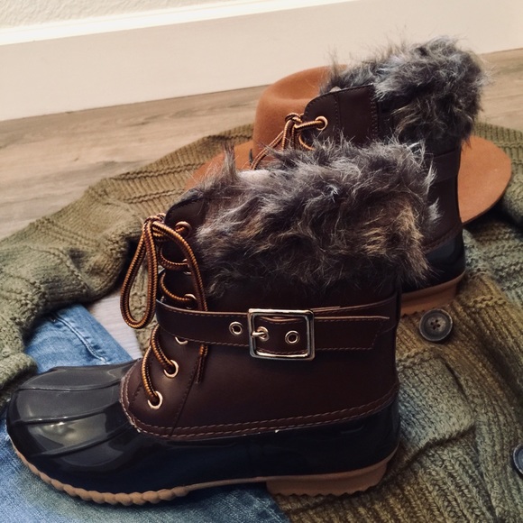 Faux fur duck boots - Picture 8 of 8